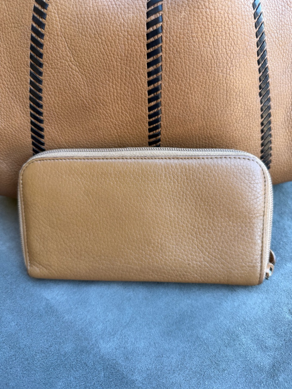 Brighton Mesa Vintage Leather Hobo Bag & Wallet Set - Picture 14 of 16